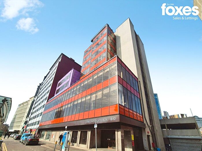 2 Bedroom Flat To Rent In The Chocolate Box, - Christchurch Road, Bournemouth, Dorset, BH1
