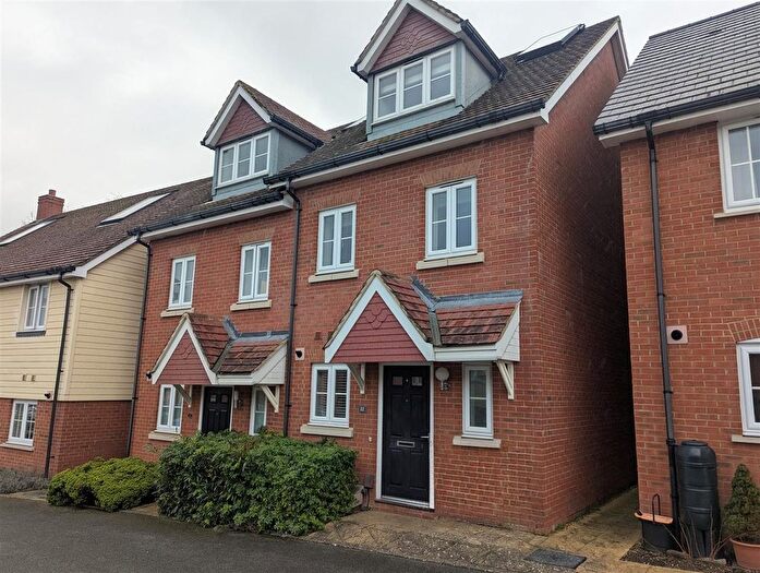 3 Bedroom Semi Detached House To Rent In Dame Kelly Holmes Way, Tonbridge, TN9