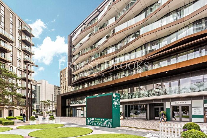 Apartment To Rent In Saffron Wharf, London Dock, Wapping, E1W