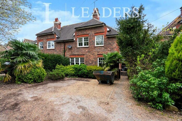 3 Bedroom Semi-Detached House To Rent In Haywards Villas, Colwell Road, RH16