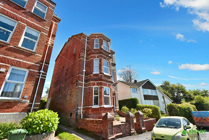 2 Bedroom Apartment For Sale In Sylvan Road, Exeter, EX4