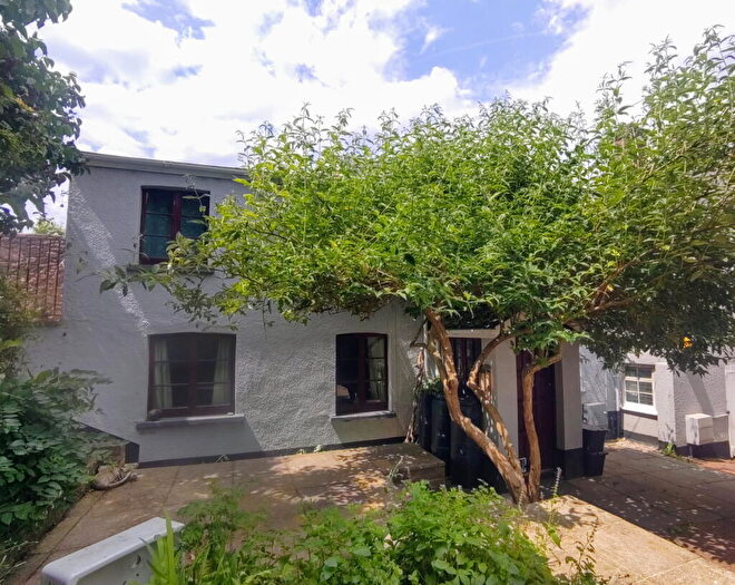 2 Bedroom Semi-Detached House For Sale In High Street, Crediton, EX17