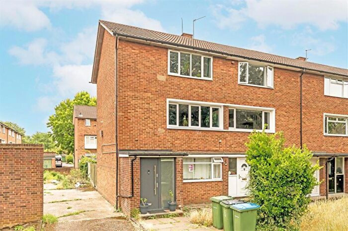 2 Bedroom Maisonette For Sale In Lyme Farm Road, Lee, SE12