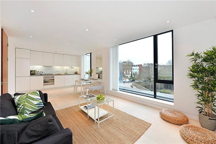 1 Bedroom Apartment To Rent In Latitude House, Oval Road, NW1