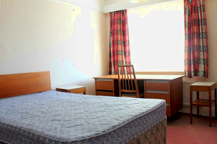 5 Bedroom House To Rent In Lower Kings Avenue, Exeter, EX4