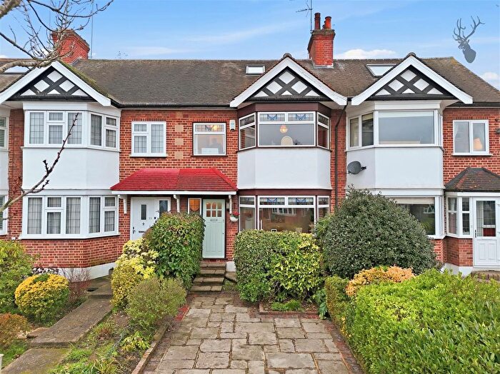 4 Bedroom Terraced House For Sale In Lorne Gardens, London, E11