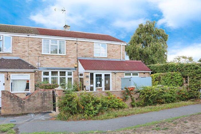 5 Bedroom End Of Terrace House For Sale In High Street, Langley, SL3