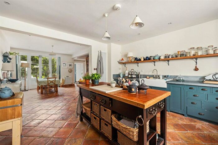 5 Bedroom Terraced House For Sale In Durnford Street, Stonehouse, Plymouth, PL1