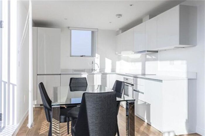 3 Bedroom Flat To Rent In The Penthouse, Hand Axe Yard, Kings Cross, London, WC1X