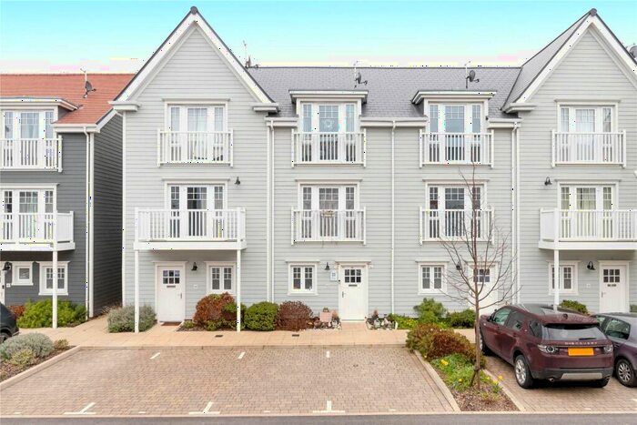 4 Bedroom Terraced House To Rent In Maine Street, Reading, Berkshire, RG2