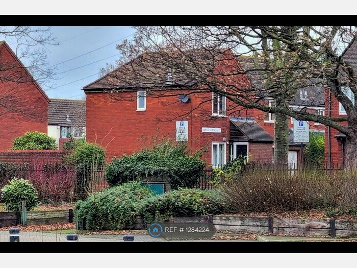 2 Bedroom End Of Terrace House To Rent In Oakes Close, London E6