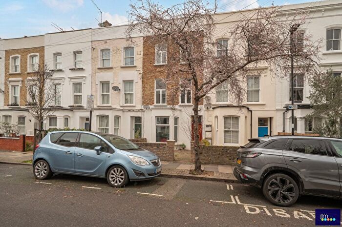 4 Bedroom Flat To Rent In Caedmon Road, N7