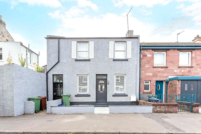 2 Bedroom Flat For Sale In New Street, Musselburgh, EH21