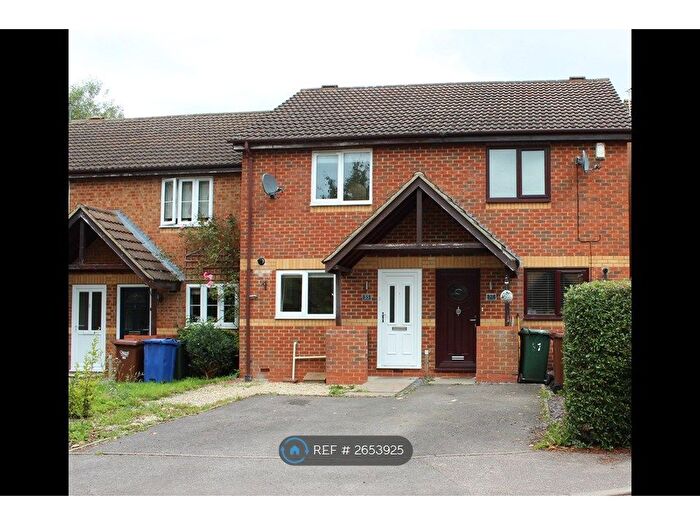 2 Bedroom Semi-detached House To Rent In Heron Drive, Bicester, OX26