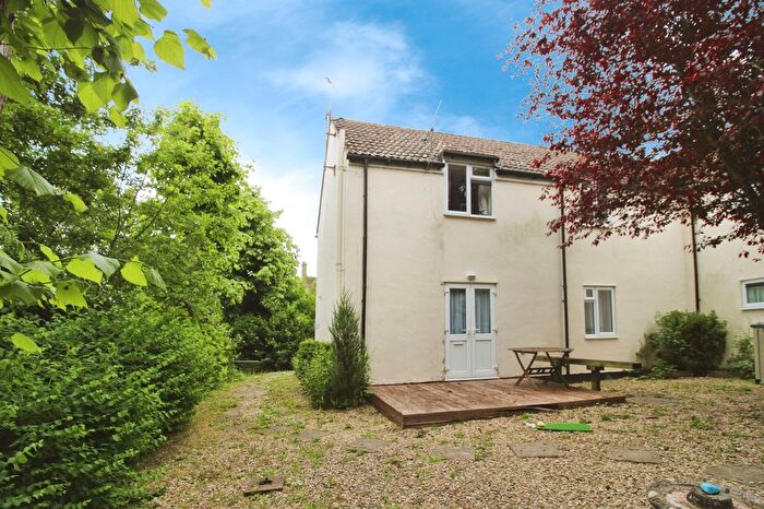 1 Bedroom Flat For Sale In Limes Place, Latton, SN6