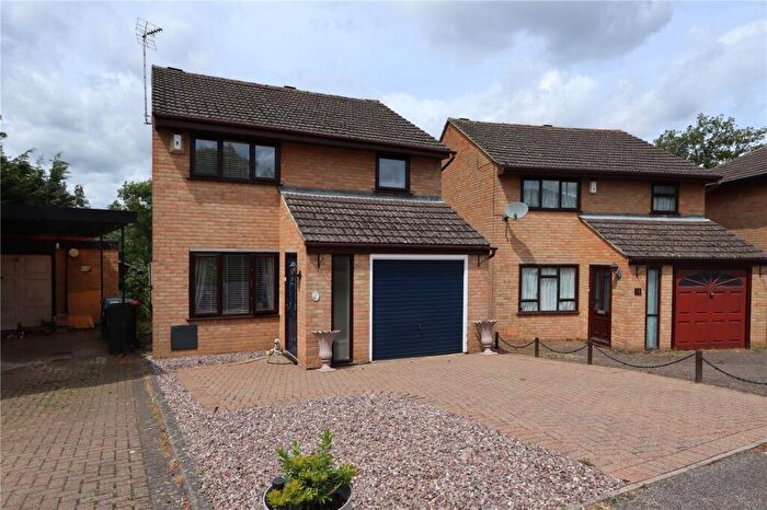 3 Bedroom Detached House To Rent In Rycroft, Furzton, Milton Keynes, Buckinghamshire, MK4