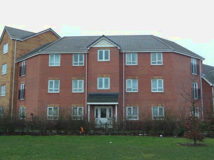 2 Bedroom Flat To Rent In Wakelam Drive, Armthorpe, Doncaster, DN3