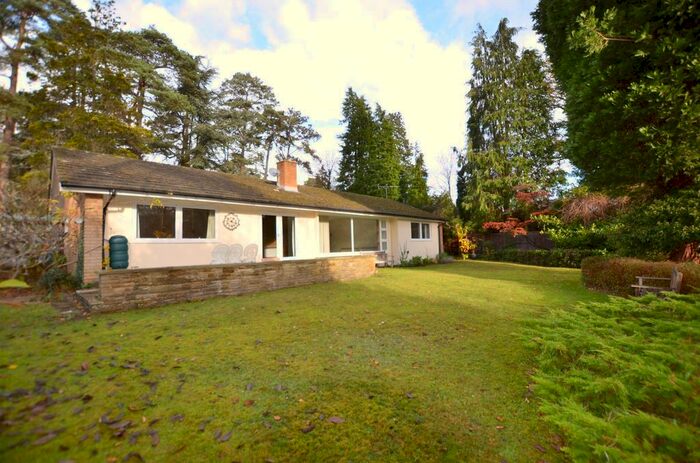 3 Bedroom Detached House To Rent In Upper Chobham Road, Camberley GU15