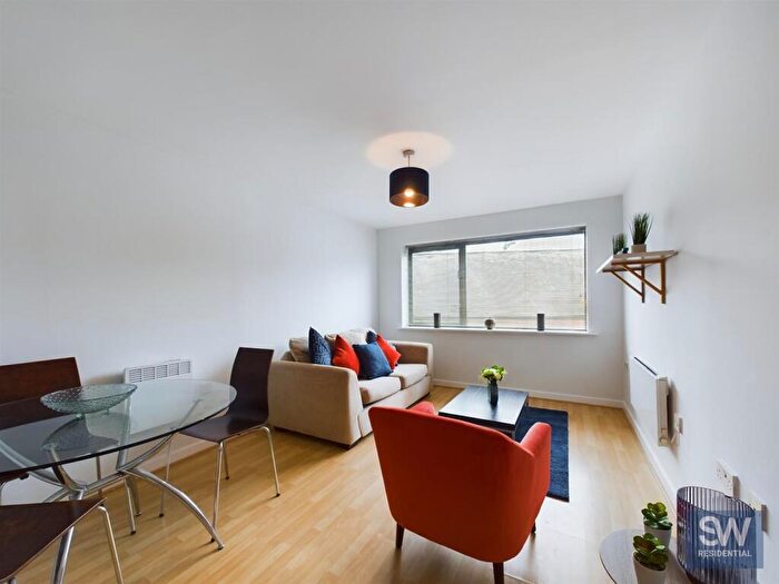 1 Bedroom Apartment For Sale In Butcher Street, Round Foundry, Leeds, LS11