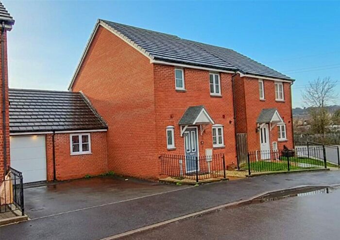 3 Bedroom Link Detached House For Sale In Millstone Close, Weston-super-Mare, Somerset, BS24