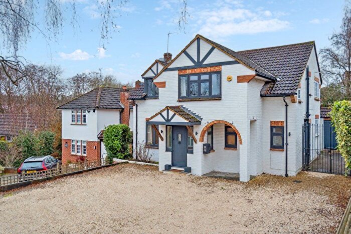 5 Bedroom Detached House To Rent In The Uplands, Gerrards Cross, SL9