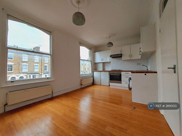 1 Bedroom Flat To Rent In Woodstock Road, London, N4