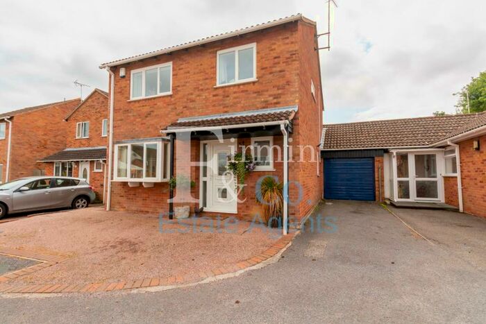 4 Bedroom Detached House To Rent In Elm Road, Folksworth, Peterborough, PE7