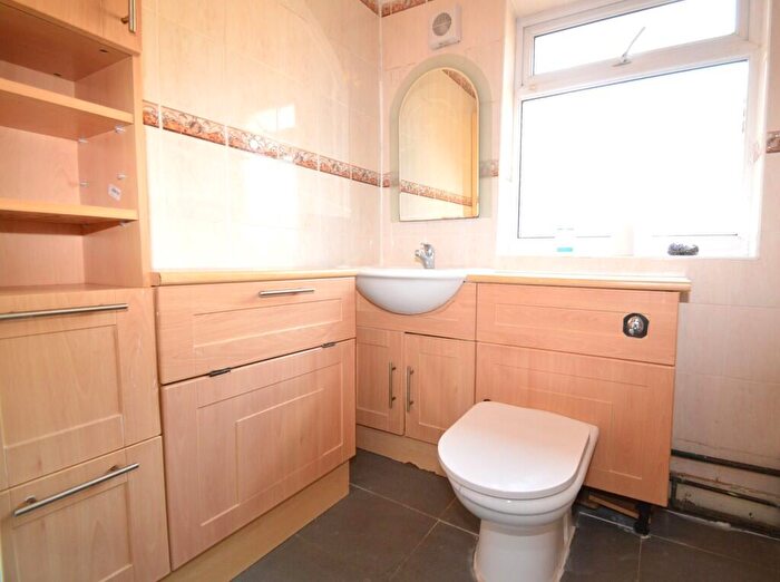 6 Bedroom Terraced House To Rent In Benares Road, London, SE18