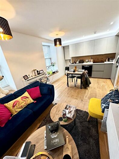 2 Bedroom Flat To Rent In Highland Street, Ivybridge, PL21