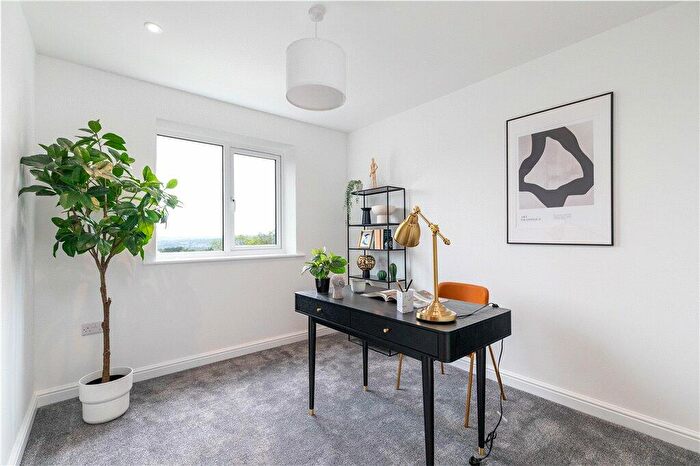 4 Bedroom Detached House For Sale In Reservoir Way, West Lane, Baildon, West Yorkshire, BD17
