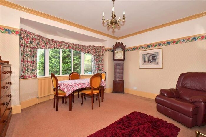 5 Bedroom Detached House For Sale In Knell Lane, Ash, Canterbury, Kent, CT3