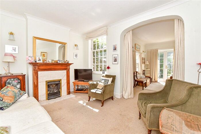 3 Bedroom Terraced House For Sale In Franklin Place, Chichester, West Sussex, PO19