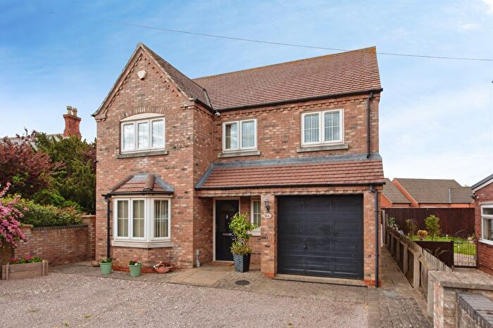 4 Bedroom Detached House For Sale In Sleaford Road, Heckington, Sleaford, NG34