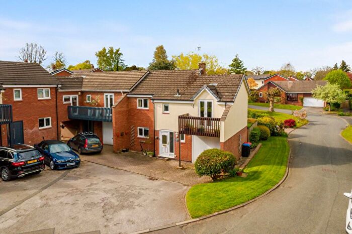 3 Bedroom Terraced House For Sale In The Burrows, Cuddington, CW8