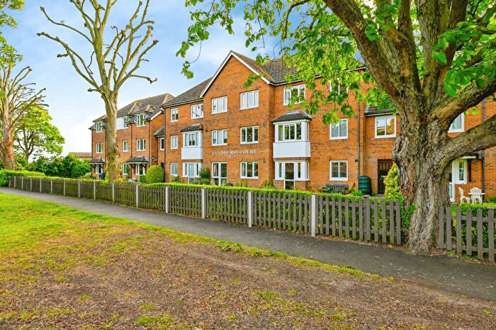 2 Bedroom Flat For Sale In Lyndhurst Court, Hunstanton, Norfolk, PE36