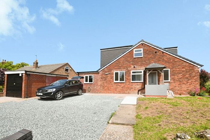 4 Bedroom Chalet For Sale In School Lane, Keyingham, HU12