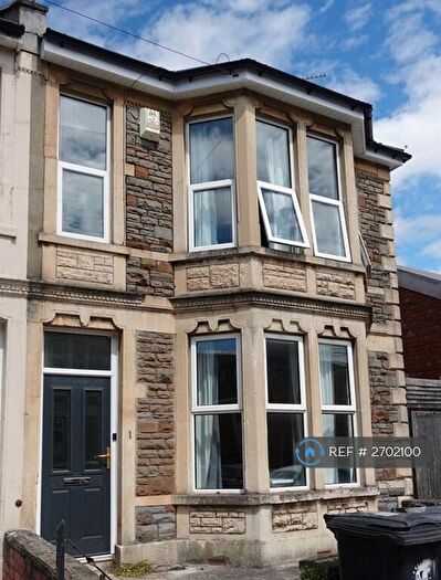 5 Bedroom Semi Detached House To Rent In Longmead Avenue, Bristol, BS7