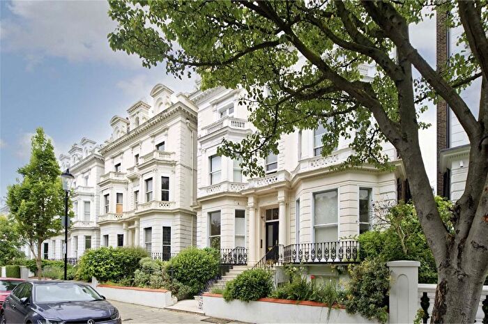 Studio For Sale In Pembridge Square, Kensington And Chelsea, W2