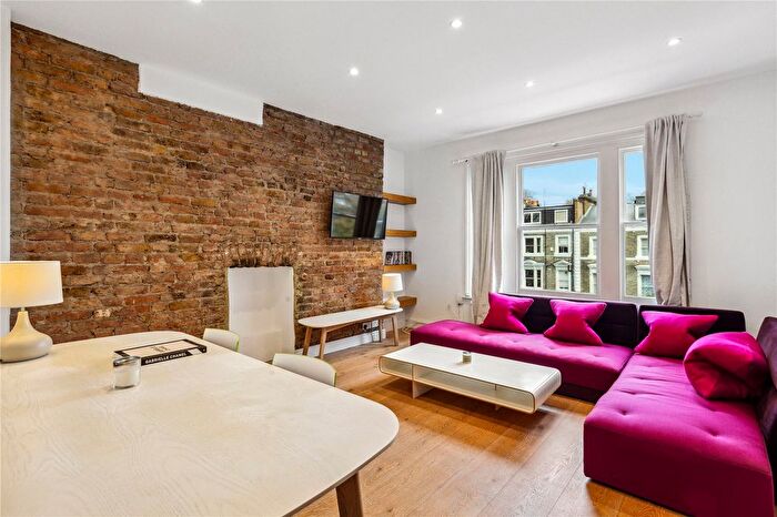 2 Bedroom Flat To Rent In Elsham Road, Holland Park, W14
