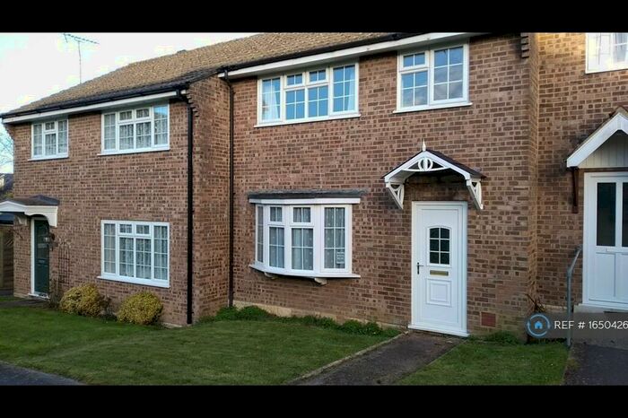 3 Bedroom Terraced House To Rent In Barnes Close, Sturminster Newton, DT10