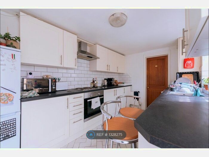 4 Bedroom Semi-Detached House To Rent In Ada Road, London, SE5