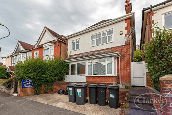 2 Bedroom Flat To Rent In Gff Heathwood Road, Winton, BH9
