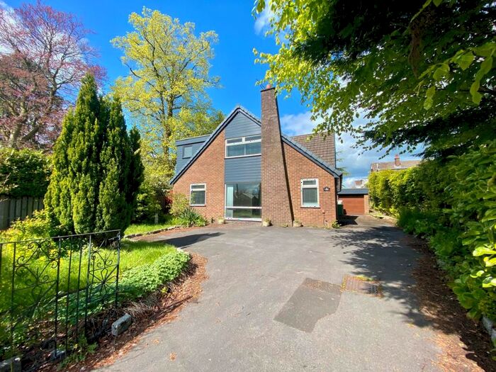 4 Bedroom Detached Bungalow To Rent In Black Bull Lane, Fulwood, PR2