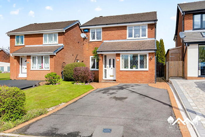 3 Bedroom Detached House For Sale In Ontario Close, Lammack, Blackburn, BB2