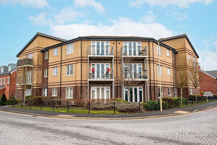 2 Bedroom Flat For Sale In Halter Way, Andover, SP11