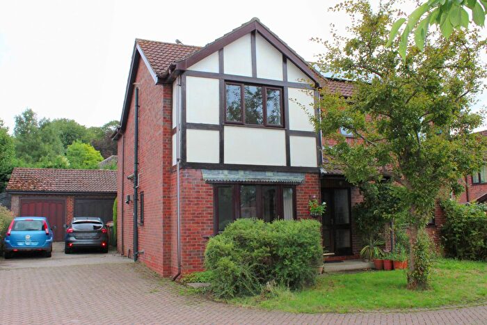 4 Bedroom Detached House For Sale In Church Street, Elsham, Brigg, DN20