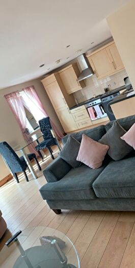 2 Bedroom Flat To Rent In Brindley House, Tapton Lock Hill, Chesterfield, S41