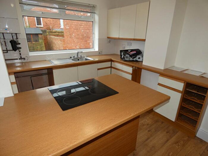 3 Bedroom House To Rent In Monks Road, Exeter, EX4