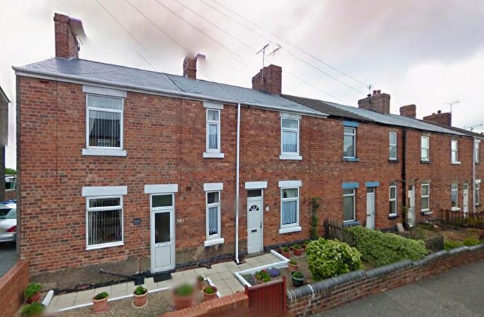 3 Bedroom Terraced House For Sale In Portland Road, NG20