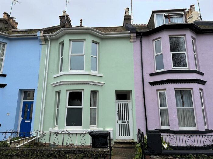 2 Bedroom Flat To Rent In Greenswood Road, Brixham, TQ5